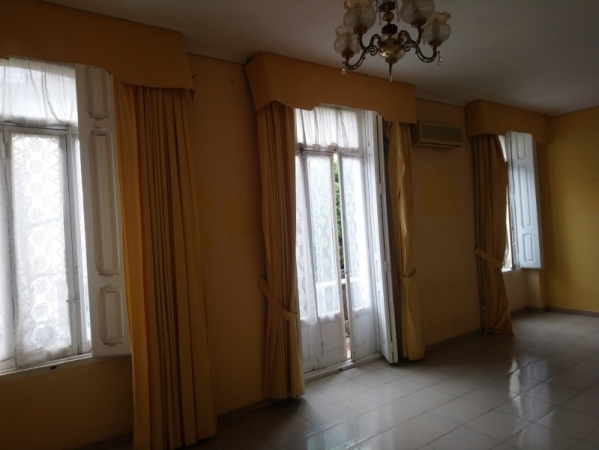 Mª 007-01784