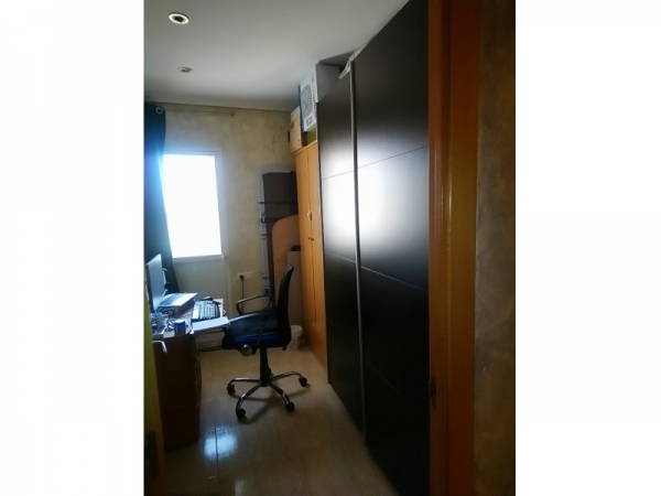 Mª 007-01825